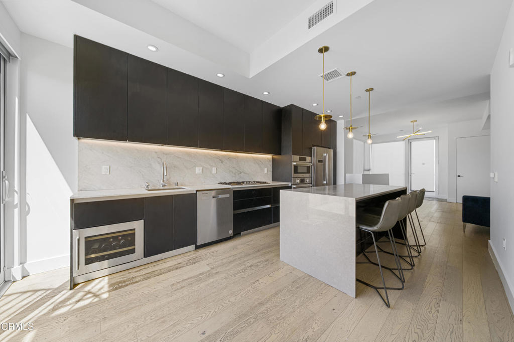 1345 Havenhurst - Photo 7