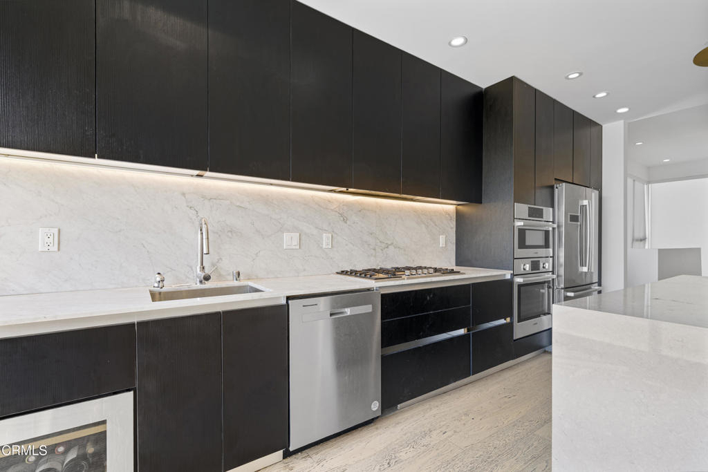 1345 Havenhurst - Photo 9