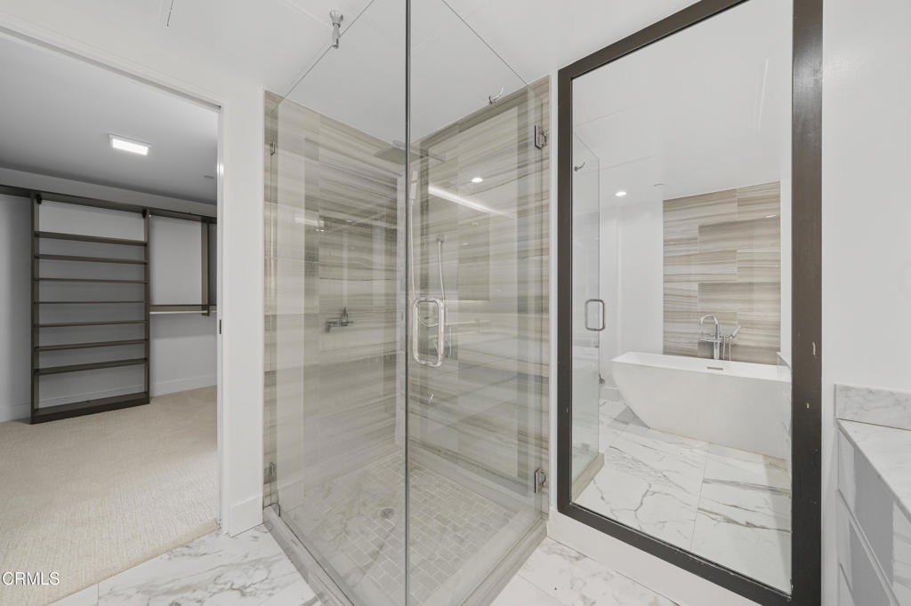 1345 Havenhurst - Photo 22
