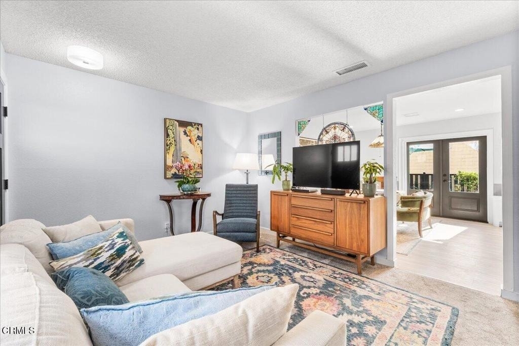 509 W Duarte Road - Photo 4