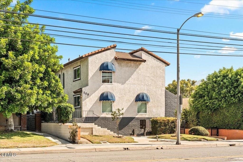 509 W Duarte Road - Photo 0
