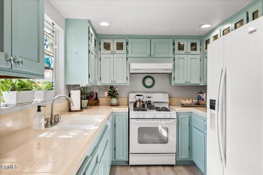 509 W Duarte Road - Photo 9