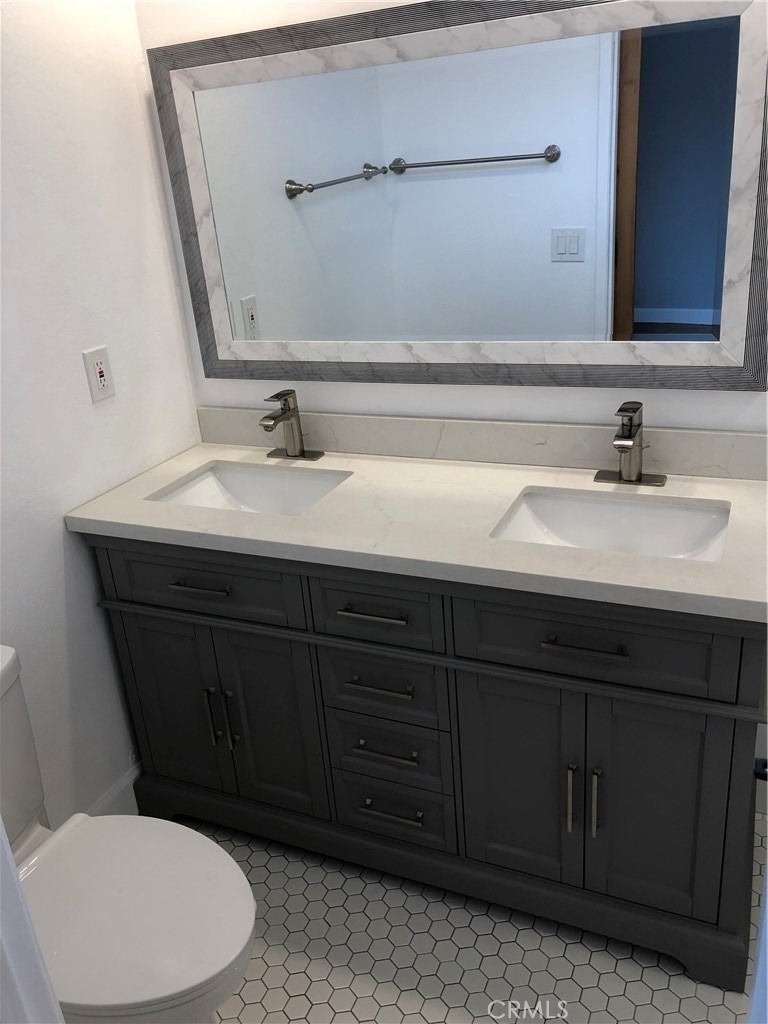 1064 Santa Ana - Photo 5