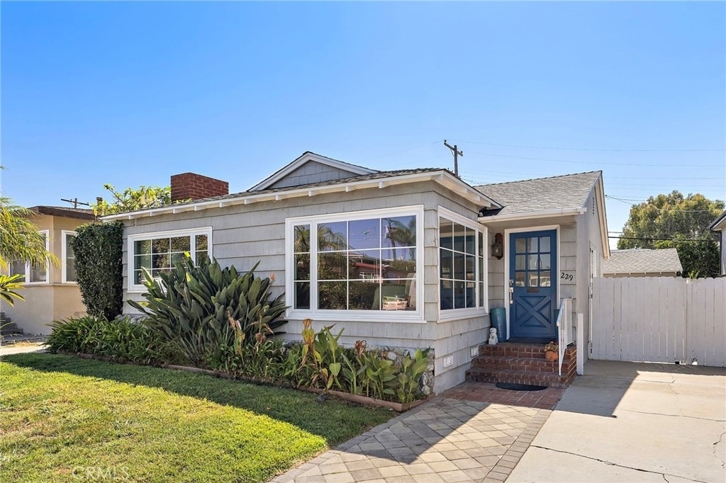 229 Avenida Rosa - Photo 3