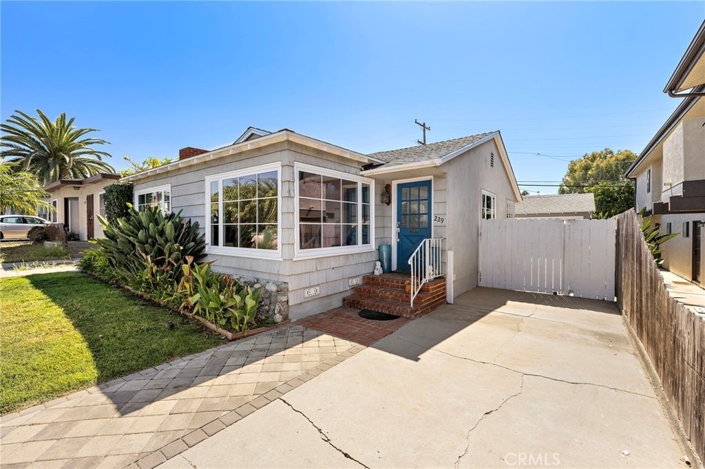 229 Avenida Rosa - Photo 1