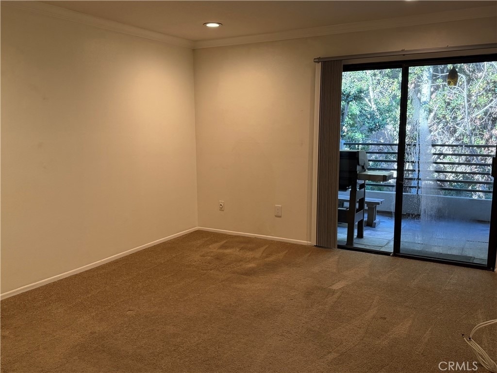 280 Cagney - Photo 7