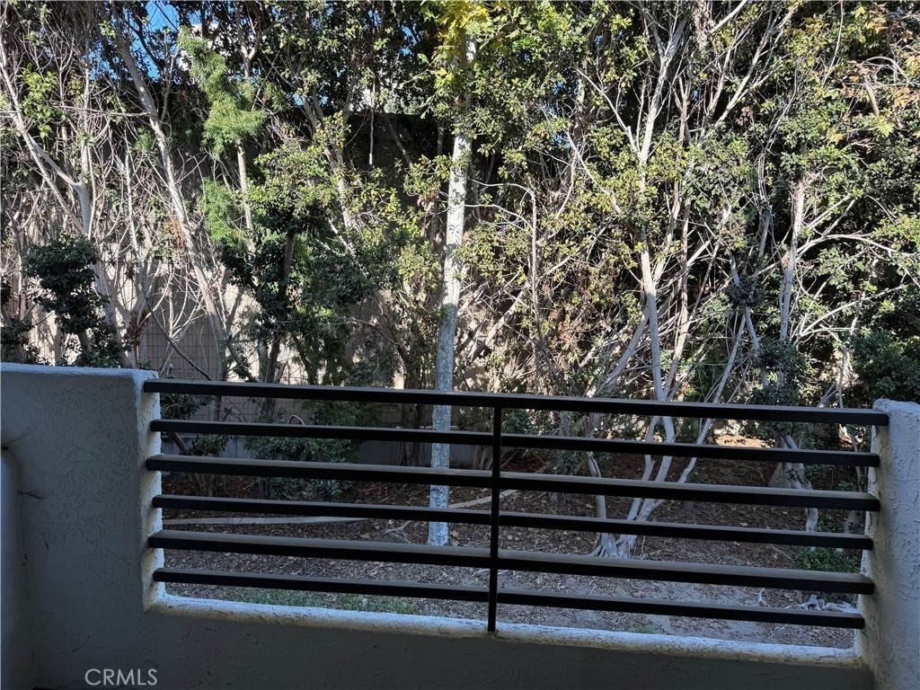 280 Cagney - Photo 3