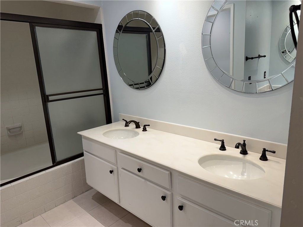280 Cagney - Photo 13