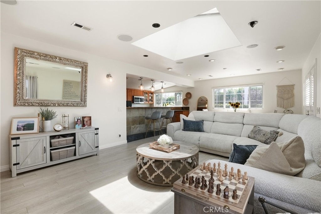 142 Liberty - Photo 7