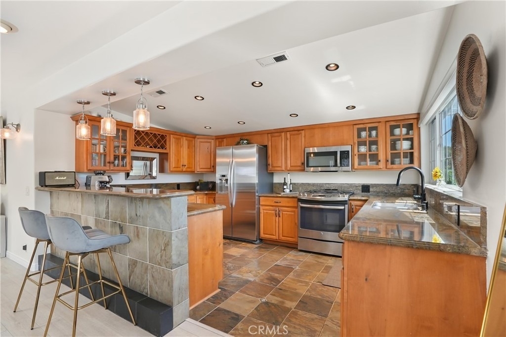 142 Liberty - Photo 12