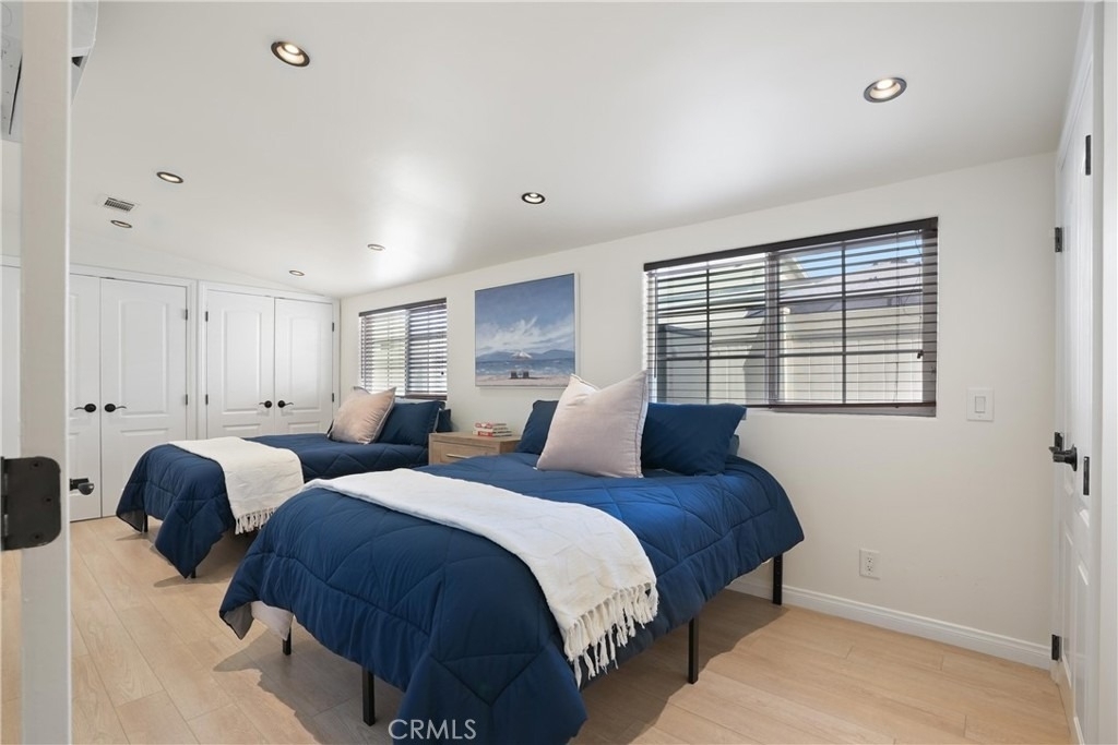 142 Liberty - Photo 16