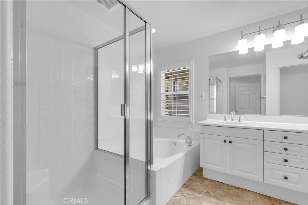 9 Fieldhouse - Photo 17