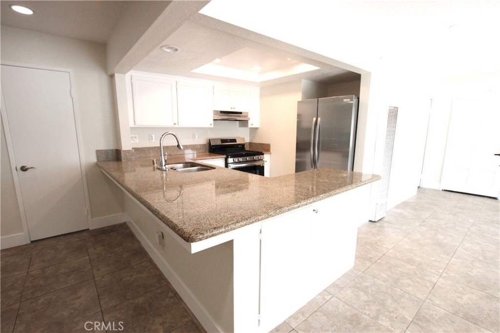 2383 Carlton Place - Photo 20