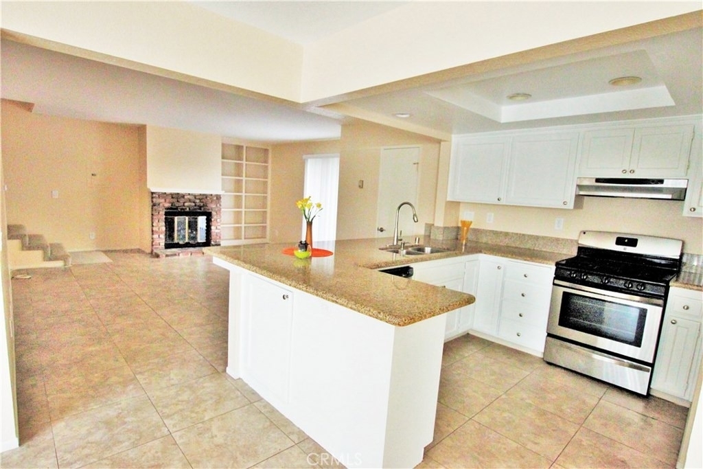 2383 Carlton Place - Photo 7