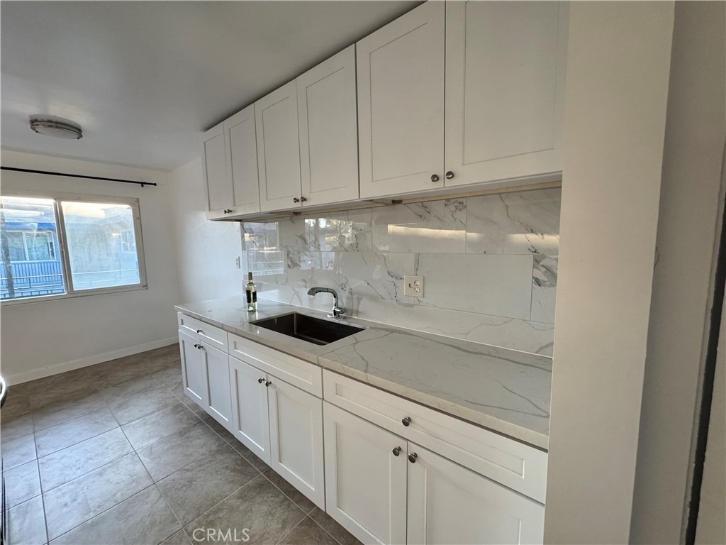 1333 W Walnut - Photo 11