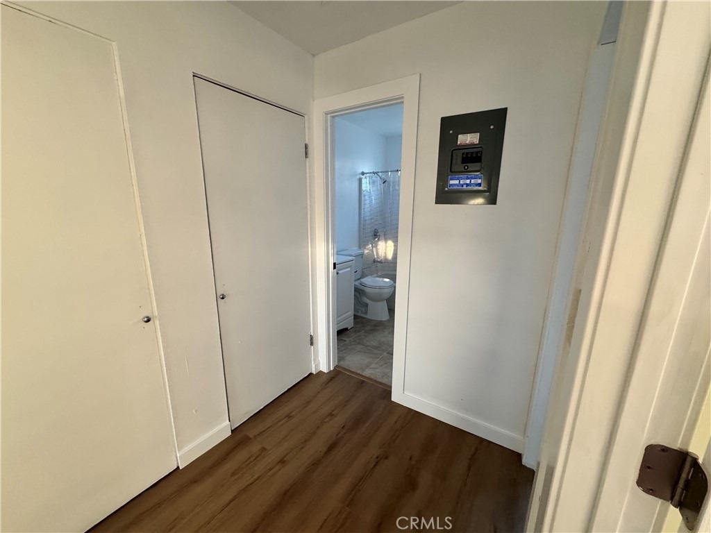 1333 W Walnut - Photo 3