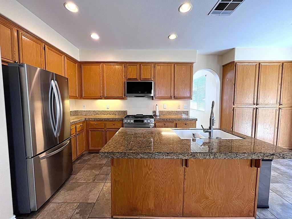 6079 Paseo Pradera - Photo 4
