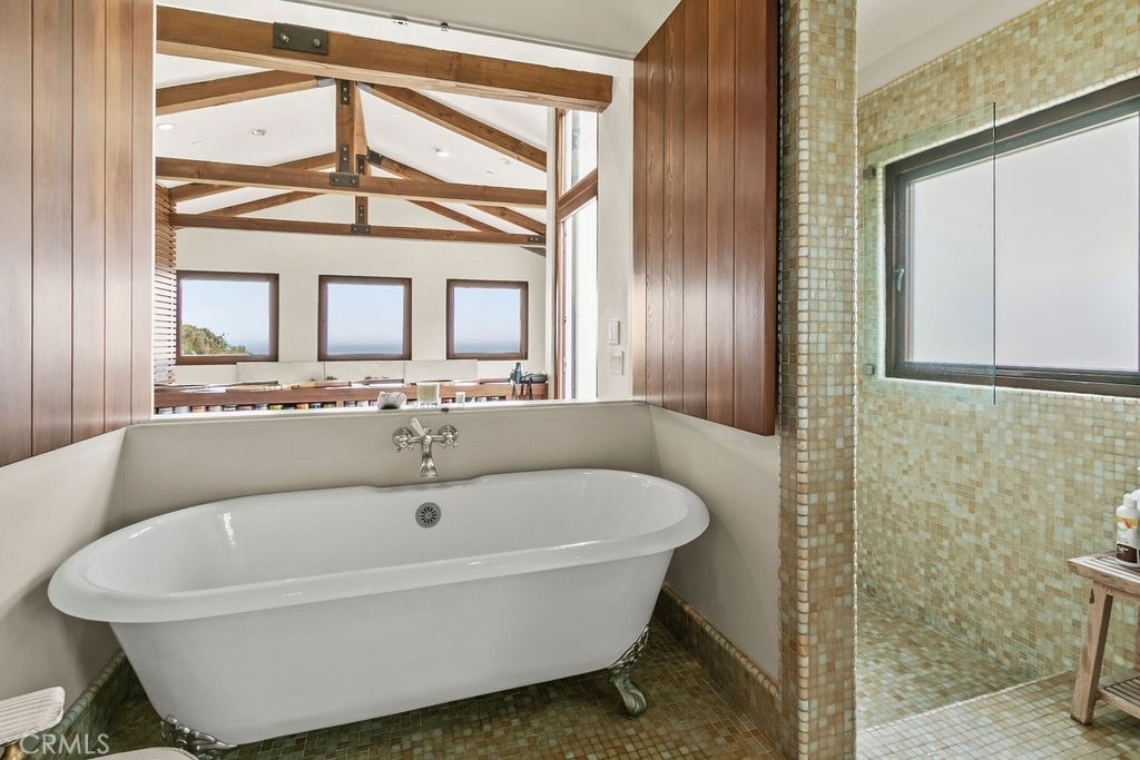 345 Emerald Bay - Photo 20