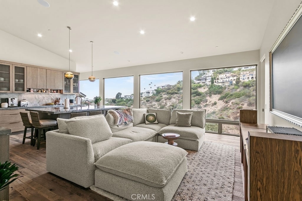345 Emerald Bay - Photo 39