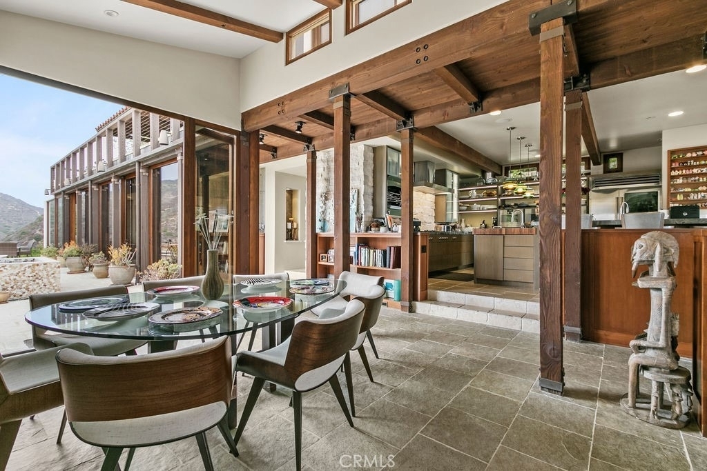 345 Emerald Bay - Photo 8