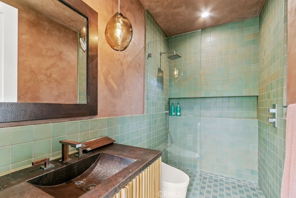 345 Emerald Bay - Photo 45