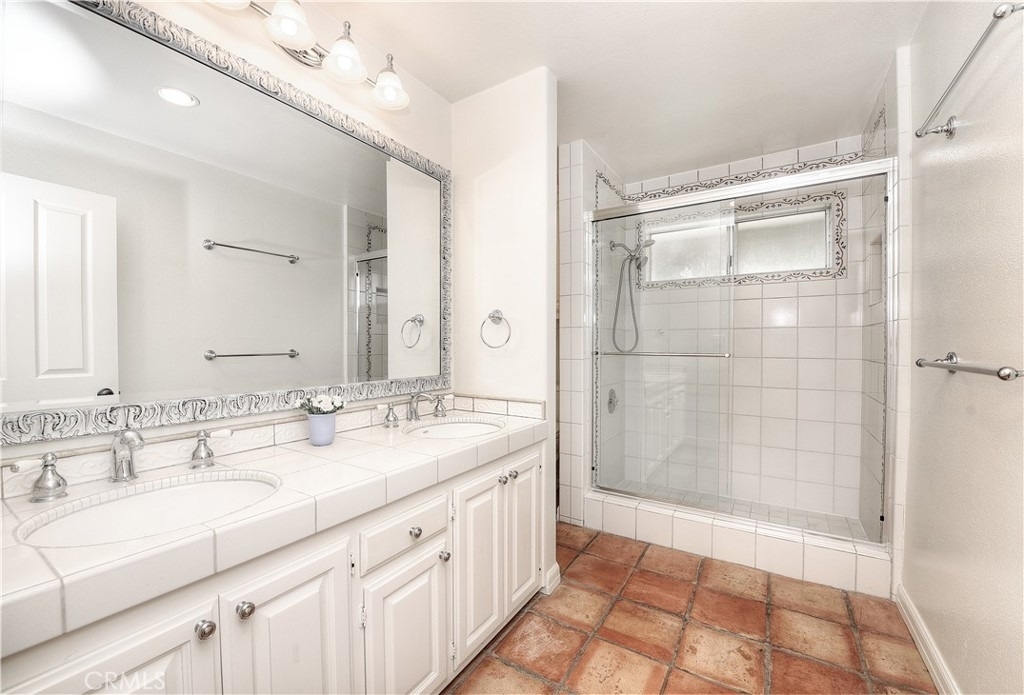906 Emerald Bay - Photo 14