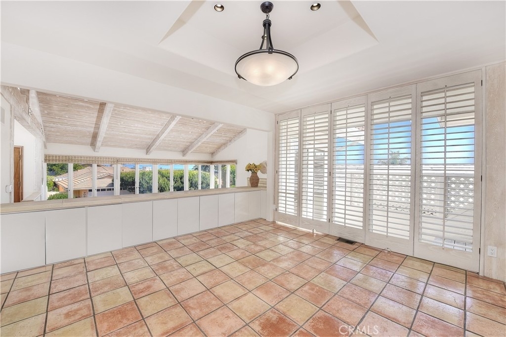 906 Emerald Bay - Photo 6