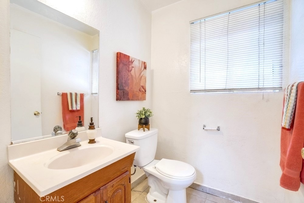 872 N Euclid Drive - Photo 5