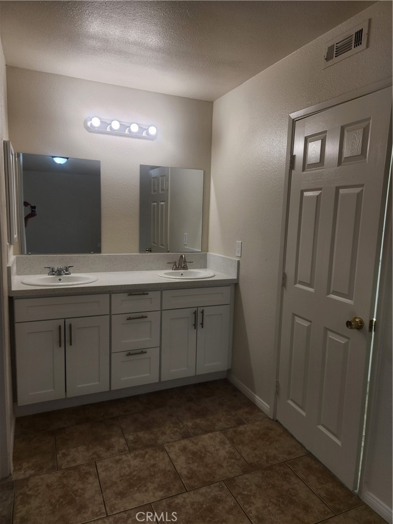 15071 Arlette Drive - Photo 11