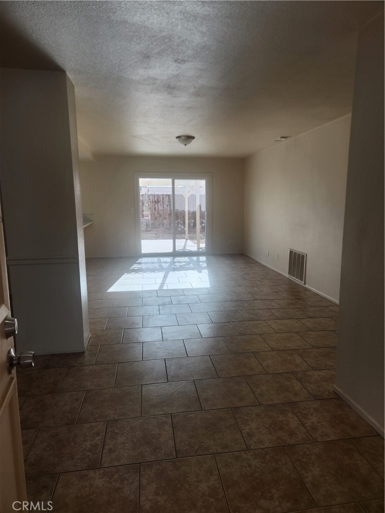 15071 Arlette Drive - Photo 2
