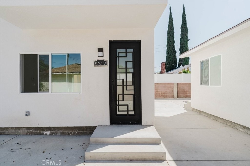 8312 Canterbury Avenue - Photo 16
