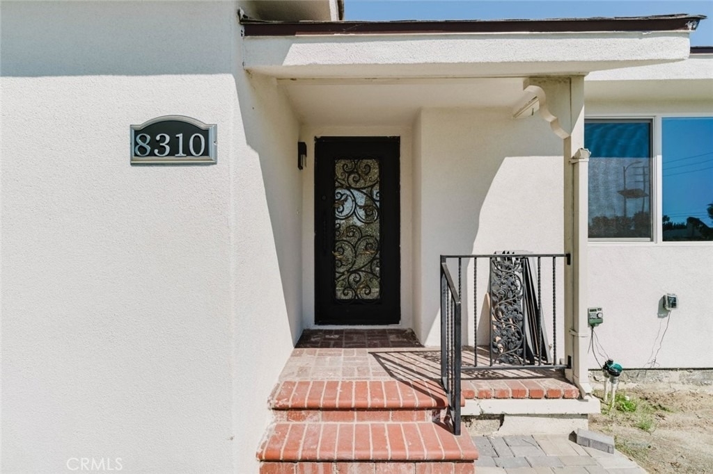 8310 Canterbury Avenue - Photo 1