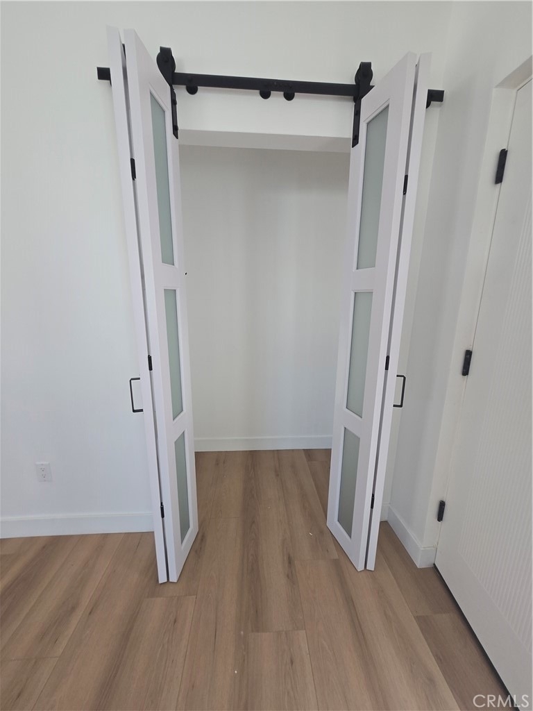 906 Estelle Avenue - Photo 15