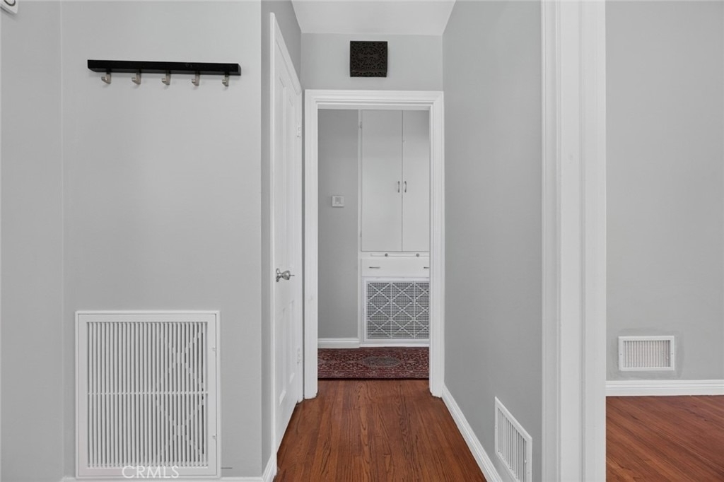 900 E Mountain - Photo 14