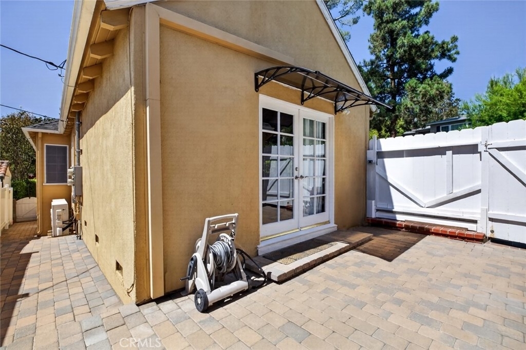 900 E Mountain - Photo 31