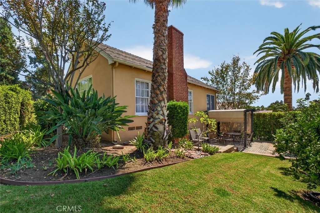 900 E Mountain - Photo 39