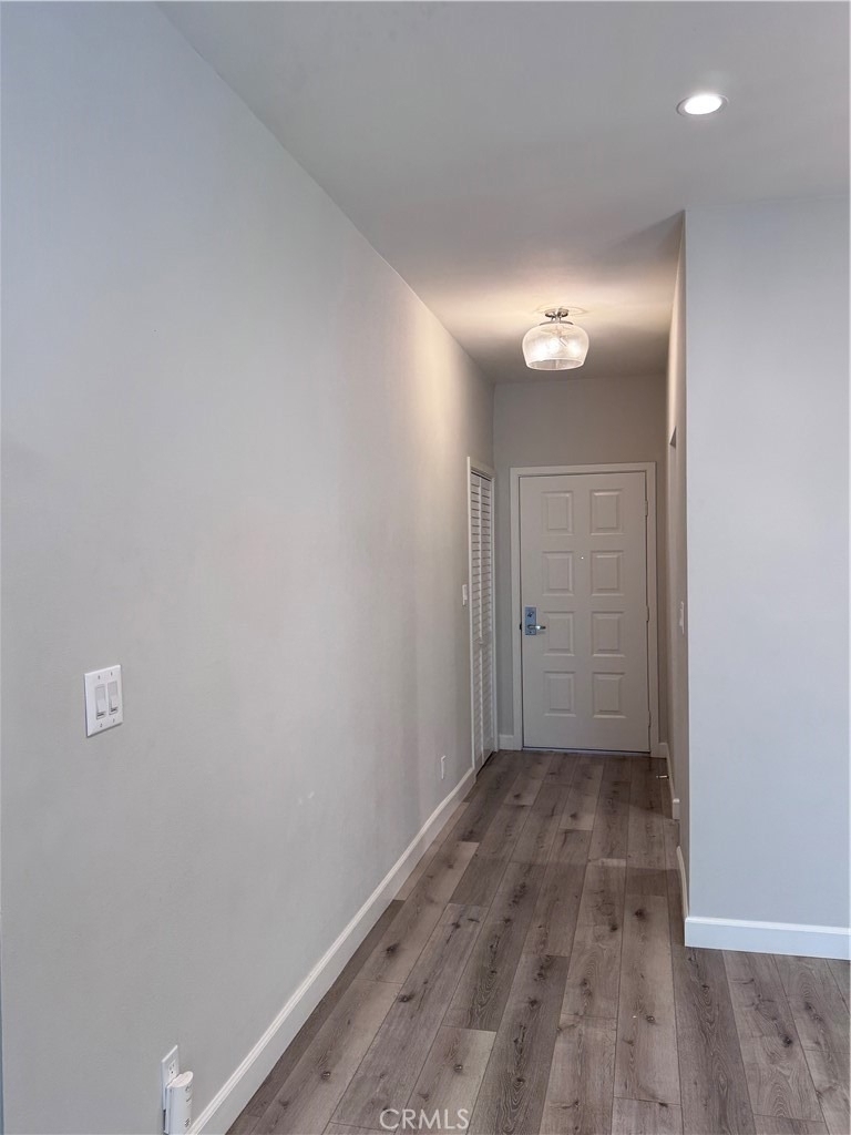 2905 Montrose Ave - Photo 36