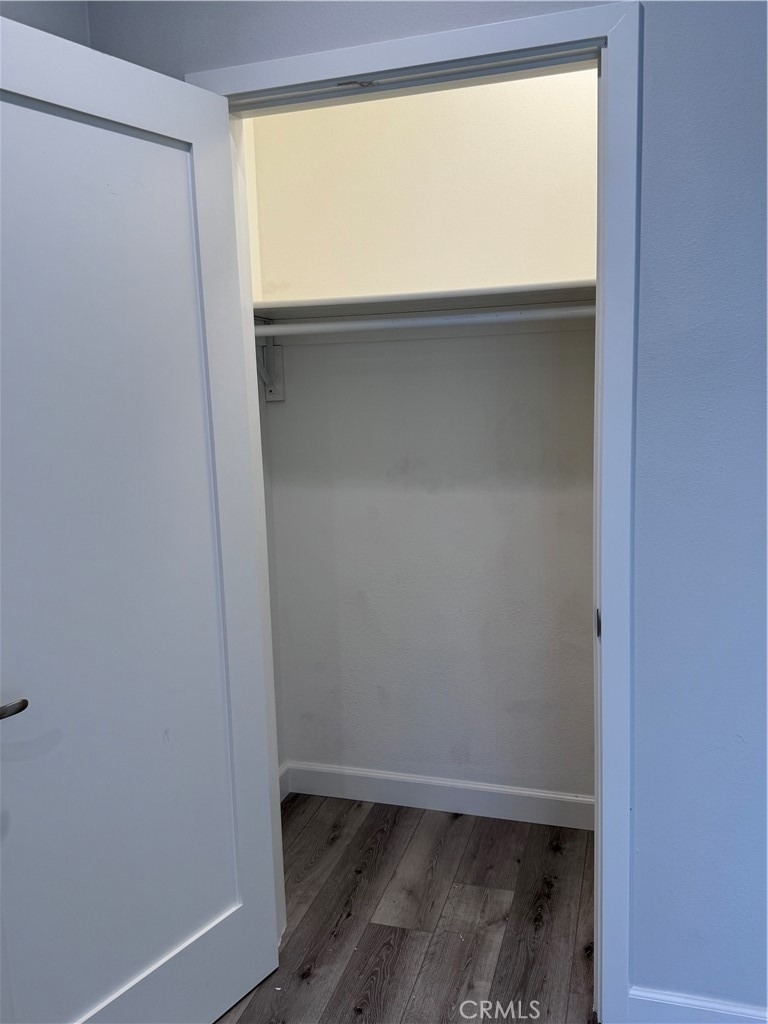 2905 Montrose Ave - Photo 11