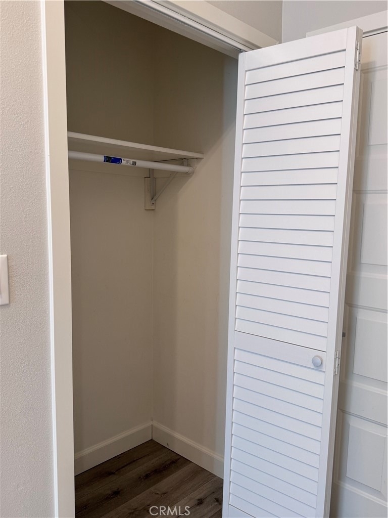 2905 Montrose Ave - Photo 20