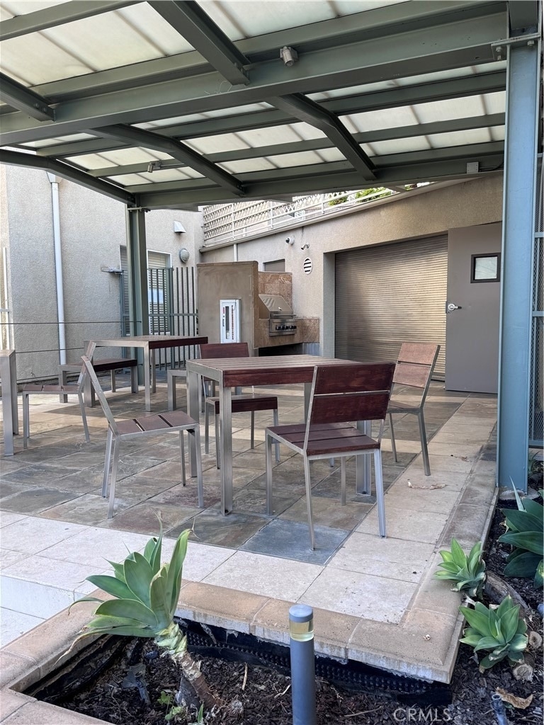 2905 Montrose Ave - Photo 25
