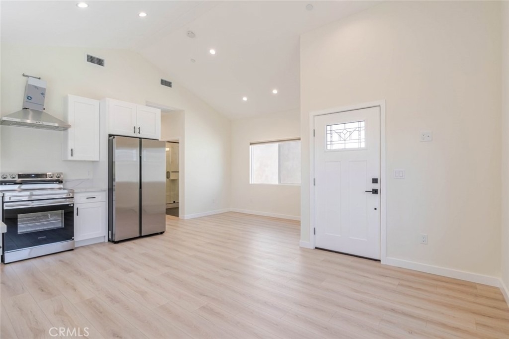 11939 Burton - Photo 2
