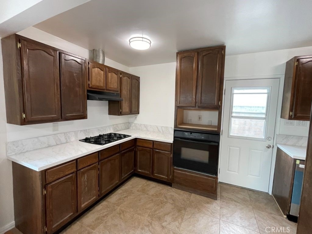 10122 Imperial Avenue - Photo 7
