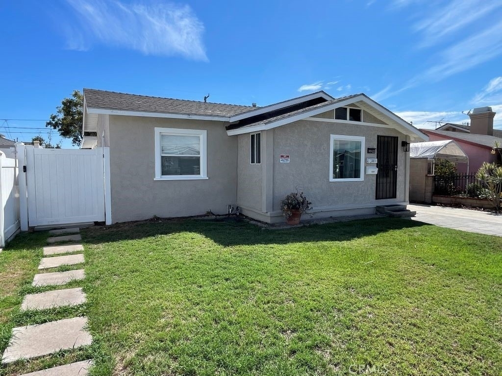 10122 Imperial Avenue - Photo 0