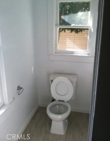 1348 W 22nd - Photo 9