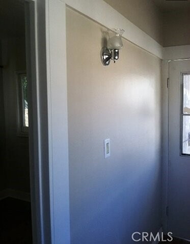 1348 W 22nd - Photo 2