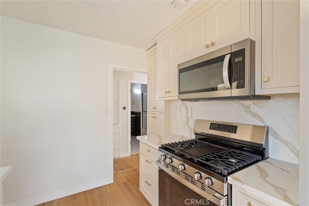 2083 Parnell Way - Photo 14
