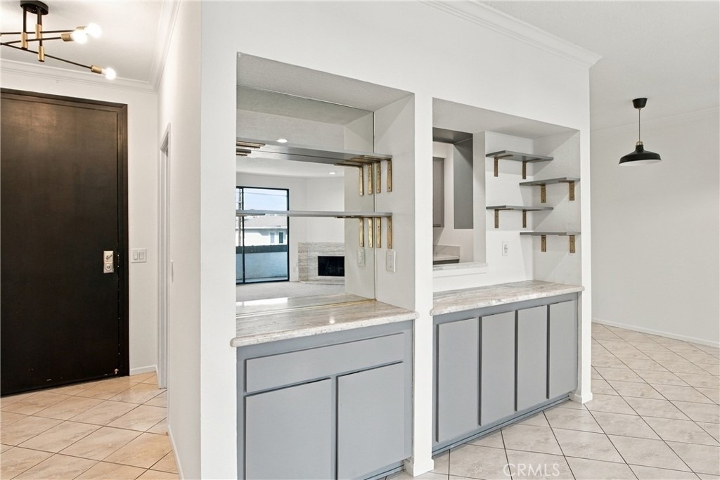 14115 Moorpark - Photo 2