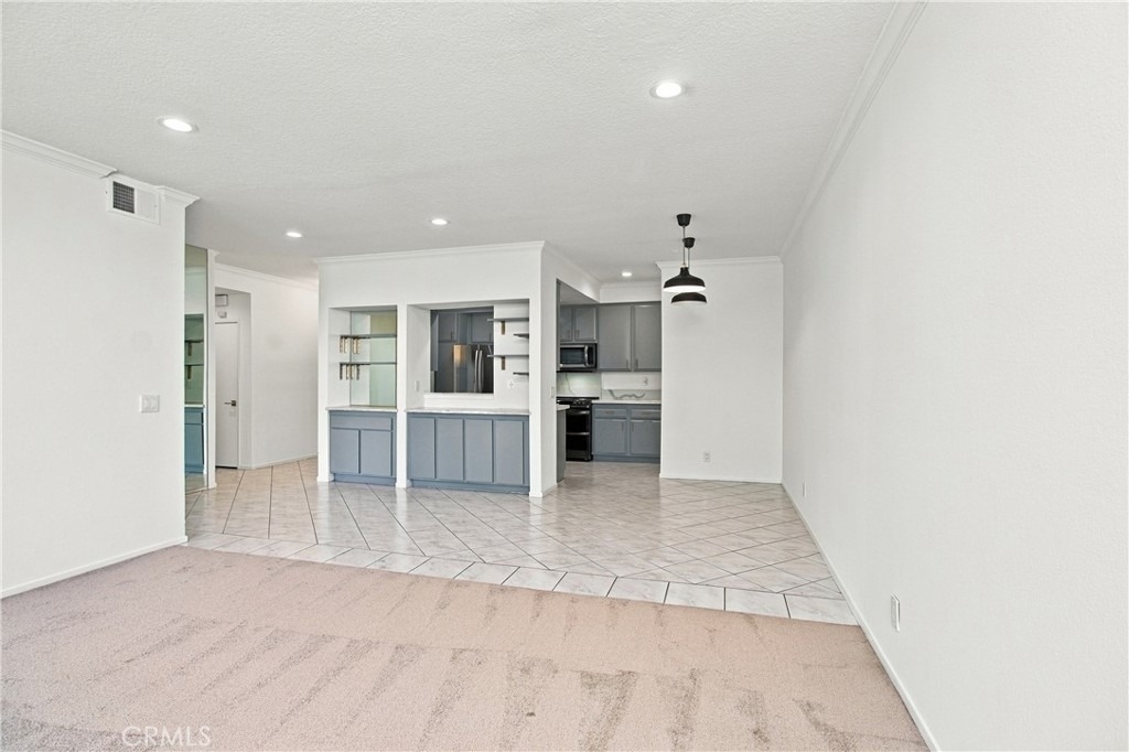 14115 Moorpark - Photo 7
