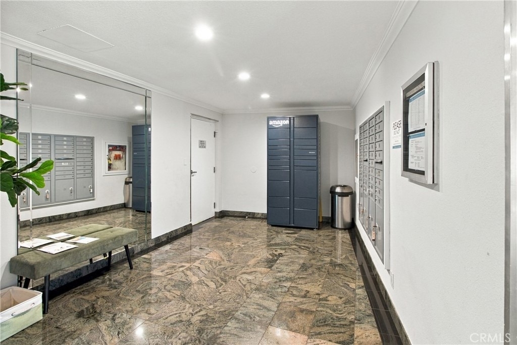 14115 Moorpark - Photo 22