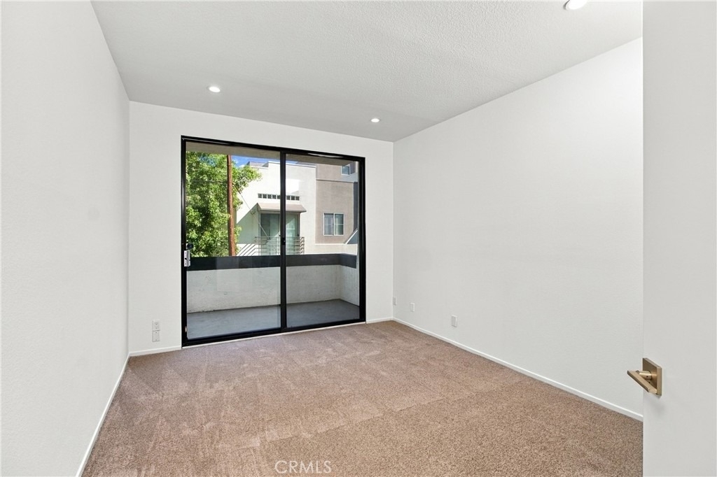 14115 Moorpark - Photo 13